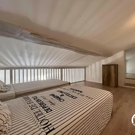 Sous Les Toits Vakantiehuis *