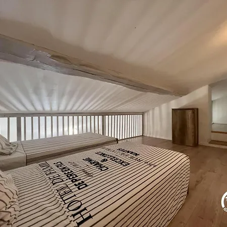 Nyaraló Sous Les Toits Canet