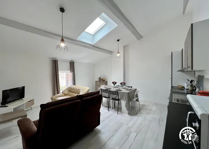 Sous Les Toits Canet