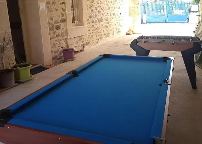 Sous Les Toits * Canet